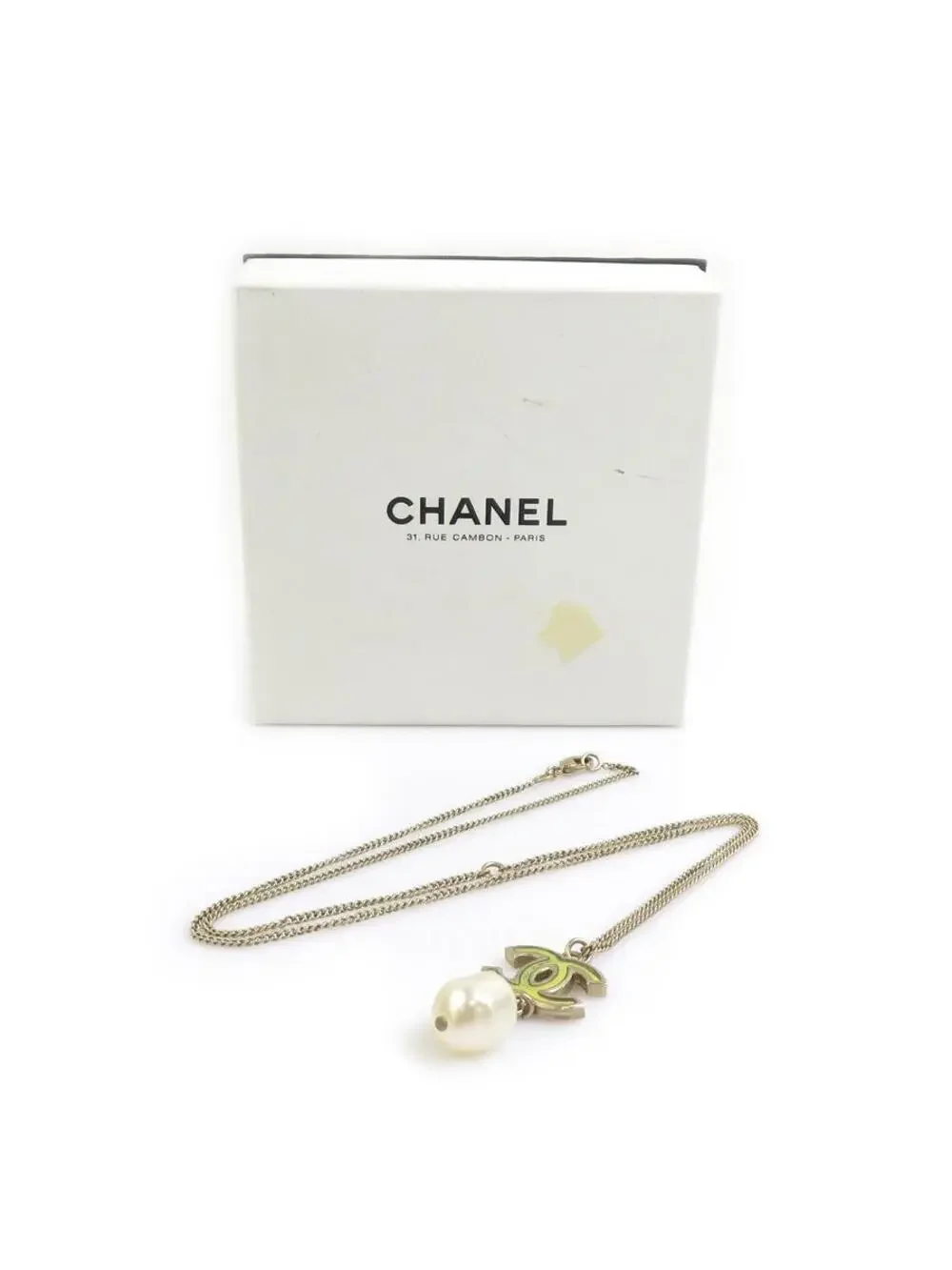 Auth Chanel Necklace Gold Metal/Faux #302840C41B